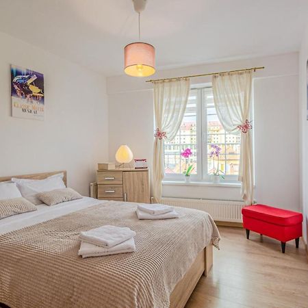 Appartement Opera Apart à Braşov Extérieur photo