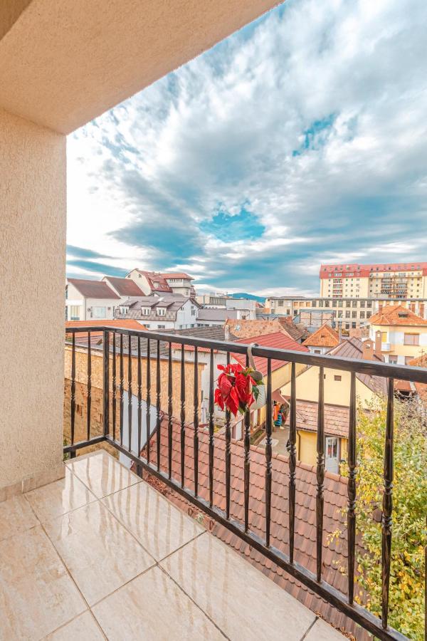 Appartement Opera Apart à Braşov Extérieur photo